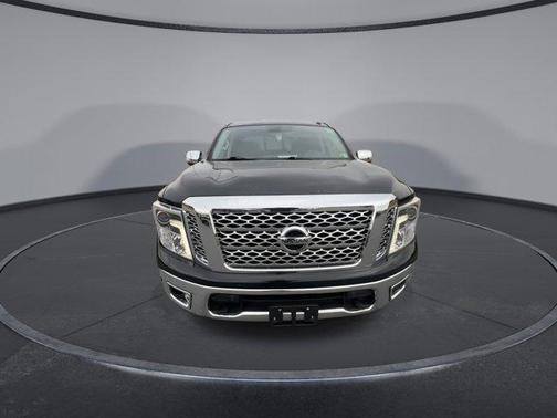 2017 Nissan Titan SL