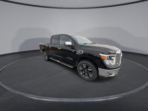 2017 Nissan Titan SL