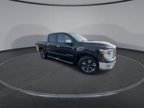 2017 Nissan Titan SL