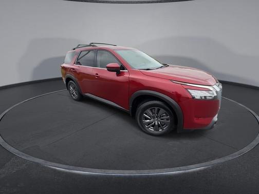 Scarlet Ember Tintcoat 2022 Nissan Pathfinder SV 4WD
