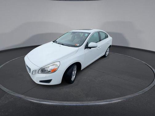 2013 Volvo S60 T5 Premier Plus