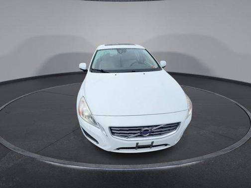2013 Volvo S60 T5 Premier Plus