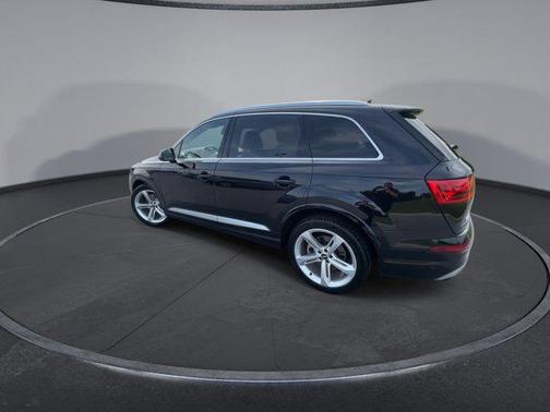 2019 Audi Q7 55 Prestige
