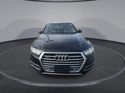 2019 Audi Q7 55 Prestige