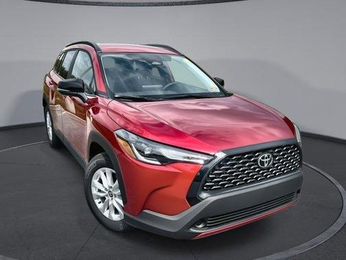 2025 Toyota Corolla Cross LE