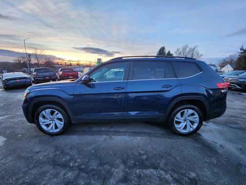 2023 Volkswagen Atlas 3.6L SE w/Technology