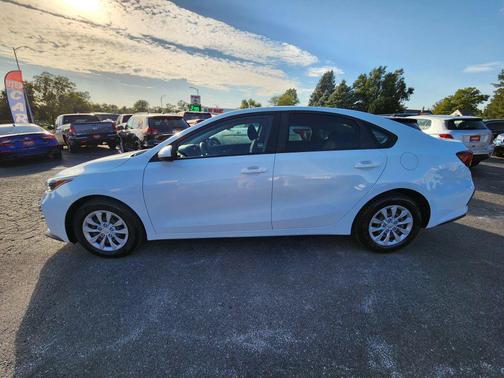 2021 Kia Forte FE