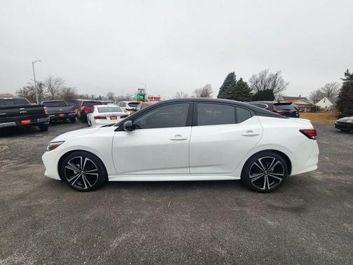 2021 Nissan Sentra SR