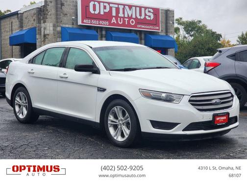 2016 Ford Taurus SE