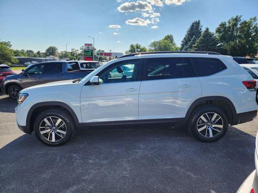 2023 Volkswagen Atlas 2.0T SE