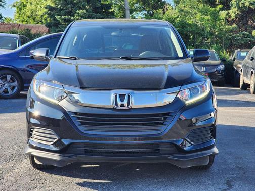 Crystal Black Pearl 2021 Honda HR-V LX