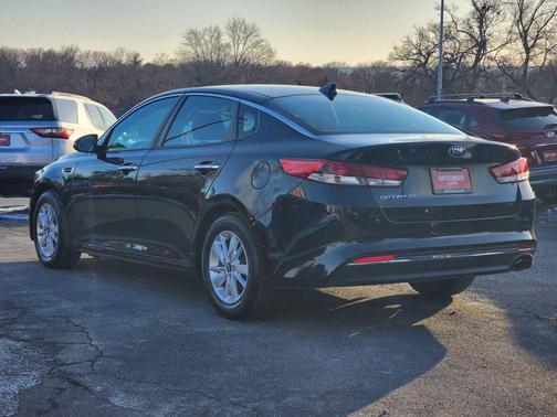 2017 Kia Optima LX