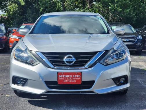2016 Nissan Altima 2.5 SR