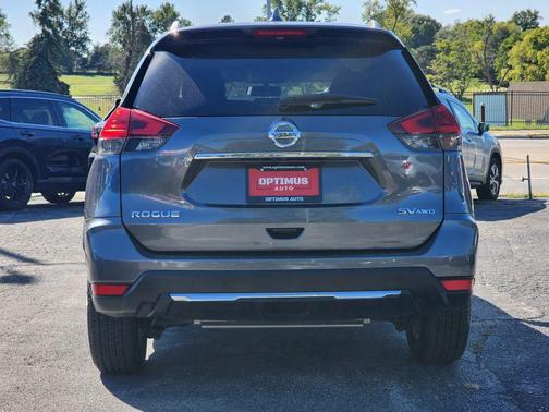 2018 Nissan Rogue SV