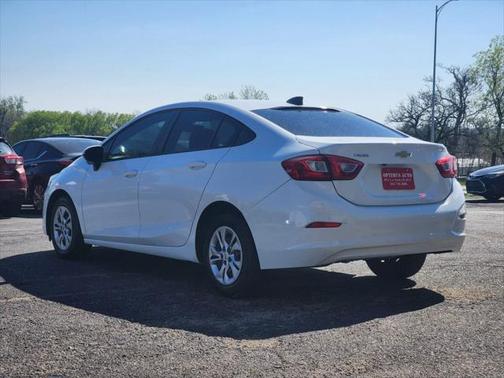 2019 Chevrolet Cruze LS