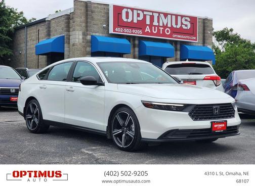 Platinum White Pearl 2023 Honda Accord Hybrid Sport