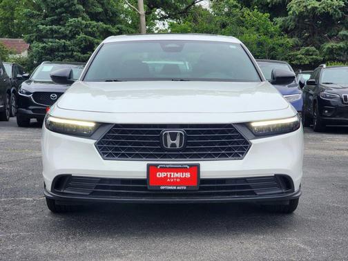 Platinum White Pearl 2023 Honda Accord Hybrid Sport