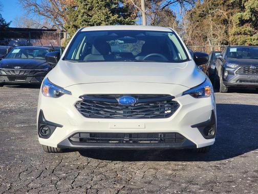 2024 Subaru Impreza Base