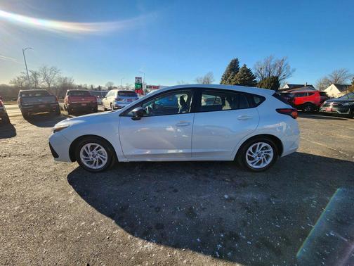 2024 Subaru Impreza Base