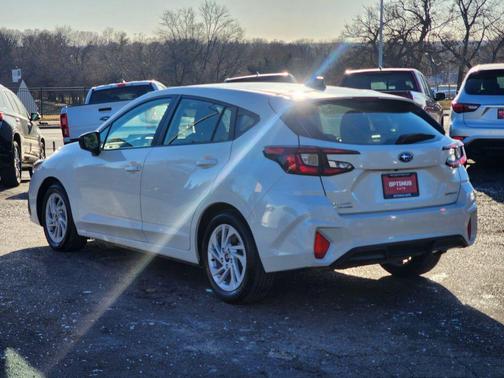 2024 Subaru Impreza Base