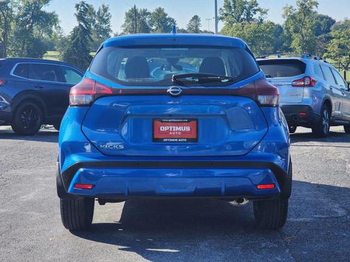 2024 Nissan Kicks S