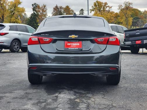 2017 Chevrolet Malibu 1LT