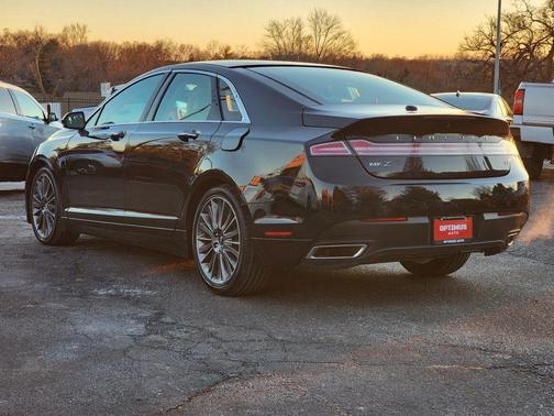 2015 Lincoln MKZ Base