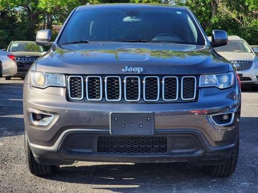 2019 Jeep Grand Cherokee Laredo