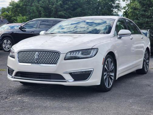 White Platinum Metallic Tri-Coat 2018 Lincoln MKZ Reserve I