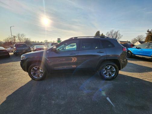 2019 Jeep Cherokee Trailhawk
