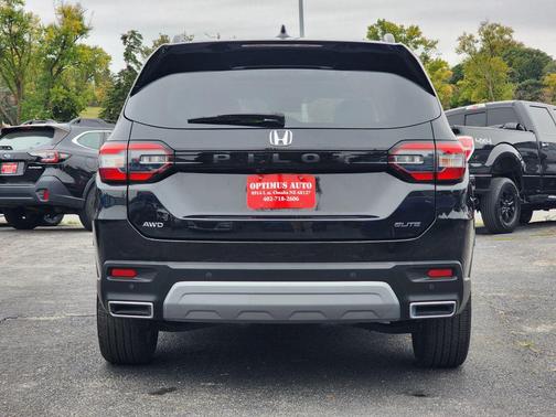 2023 Honda Pilot AWD Elite