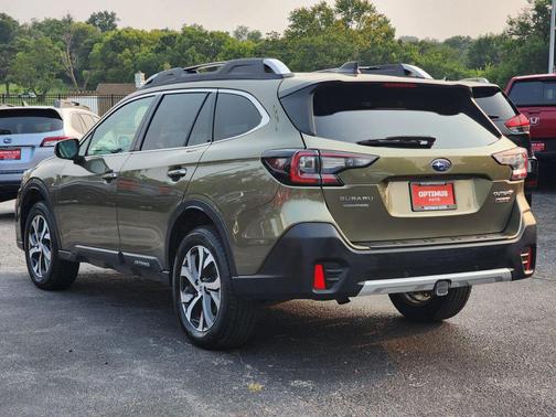 2022 Subaru Outback Touring