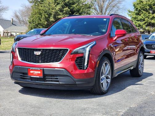 Red Horizon Tintcoat 2020 Cadillac XT4 Sport