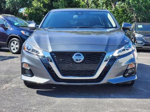 2020 Nissan Altima Platinum FWD