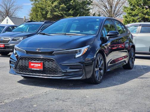 Black 2023 Toyota Corolla SE