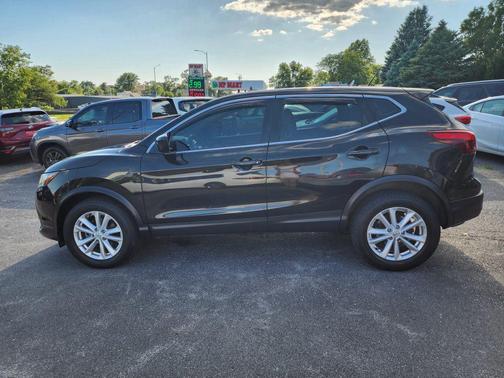 2017 Nissan Rogue Sport S