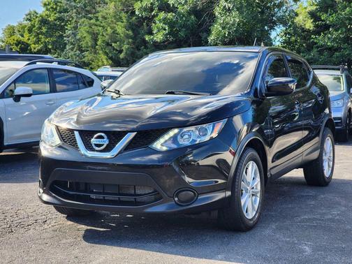 2017 Nissan Rogue Sport S