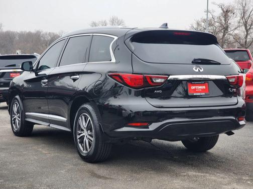 2017 INFINITI QX60 Base