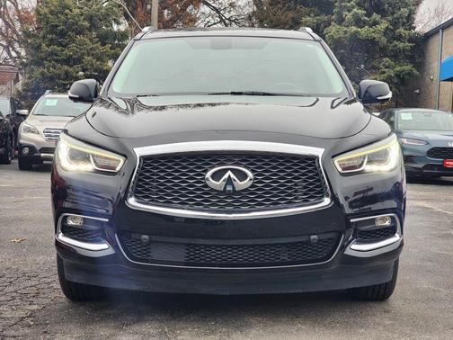 2017 INFINITI QX60 Base