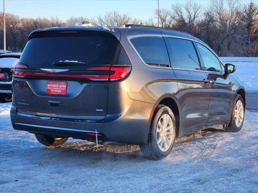 2021 Chrysler Pacifica Touring AWD