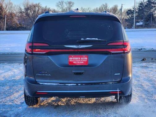 2021 Chrysler Pacifica Touring AWD