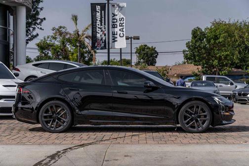 2023 Tesla Model S Plaid