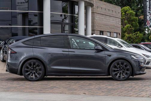 2022 Tesla Model X Plaid Tri Motor All-Wheel Drive