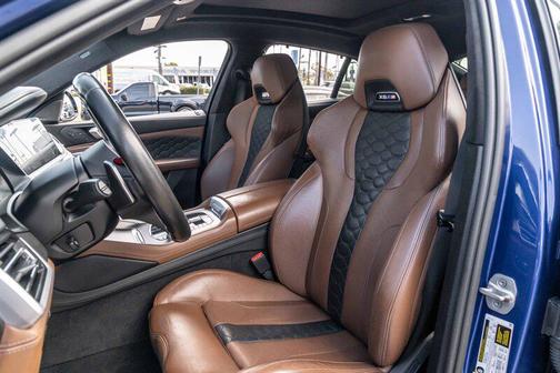 2021 BMW X6 M 