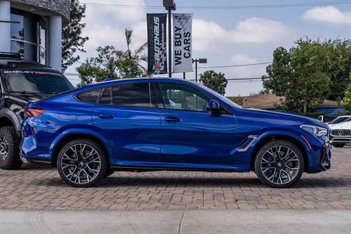 2021 BMW X6 M 