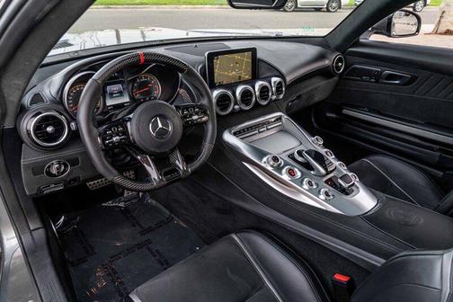 2016 Mercedes-Benz AMG GT S