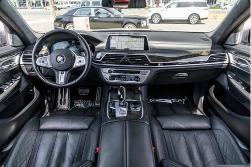 2020 BMW 750 i xDrive