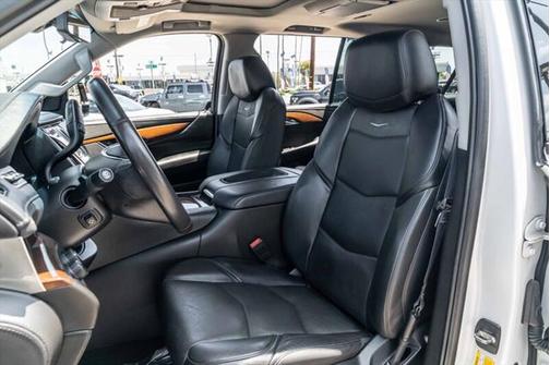 2019 Cadillac Escalade ESV Premium Luxury