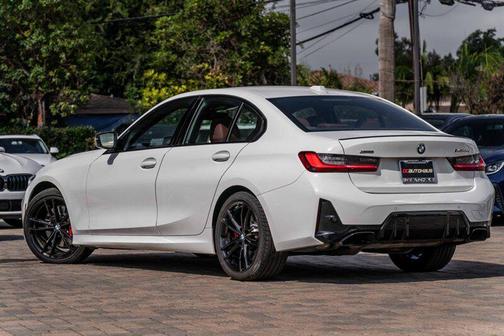 2023 BMW M340 i xDrive