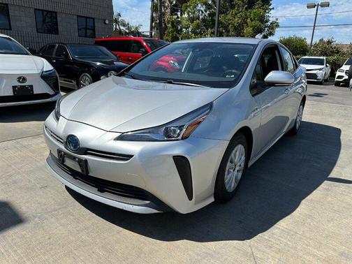 2020 Toyota Prius XLE